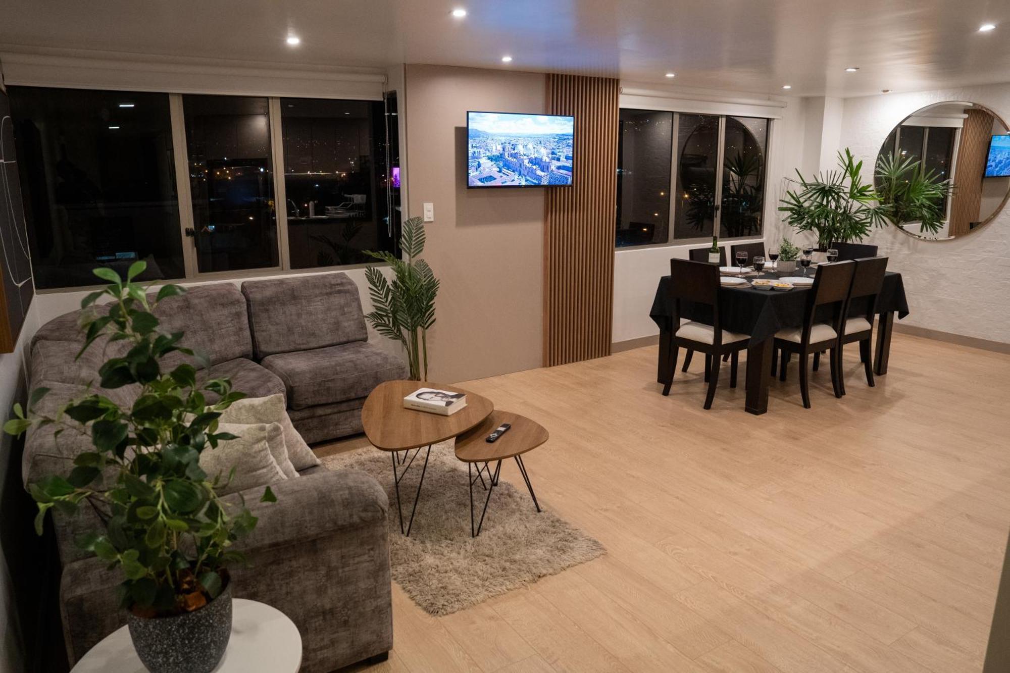 Spectacular Flat,3 Bedrooms, Central, Terrace, Free Parking クエンカ エクステリア 写真